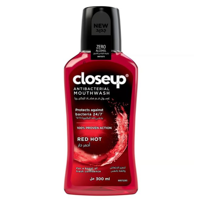 CLOSEUP ANTIBACTERIAL RED HOT MOUTHWASH 300ML