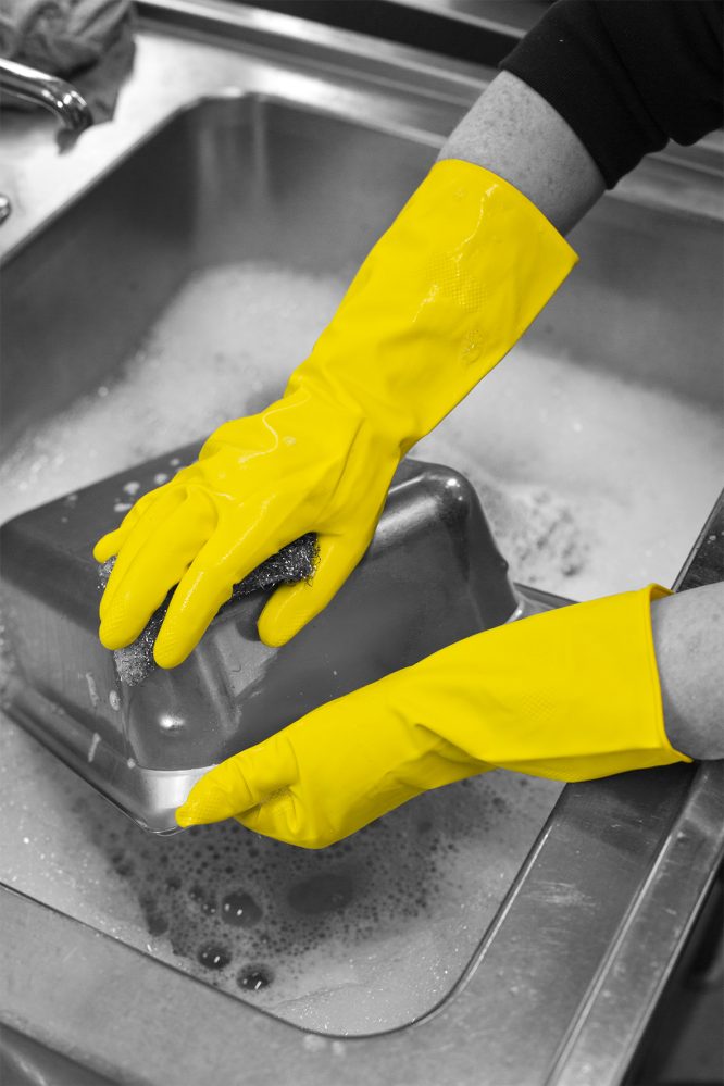 YELLOW HOUSEHOLD GLOVES